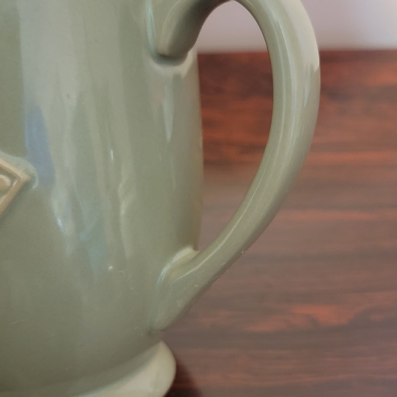 Bailey's Rare Set of 2 Green Latte Coffee Mugs Collection - Picture 2 of 10